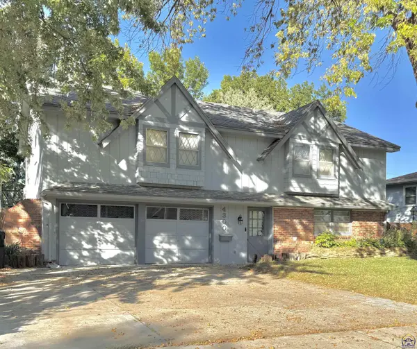 4300 SW 30th St, Topeka, KS 66614