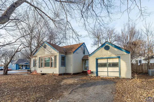 715 W Alma ST, St. Marys, KS 66536