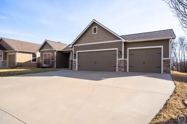 2740 Coneflower CT, Lawrence, KS 66047