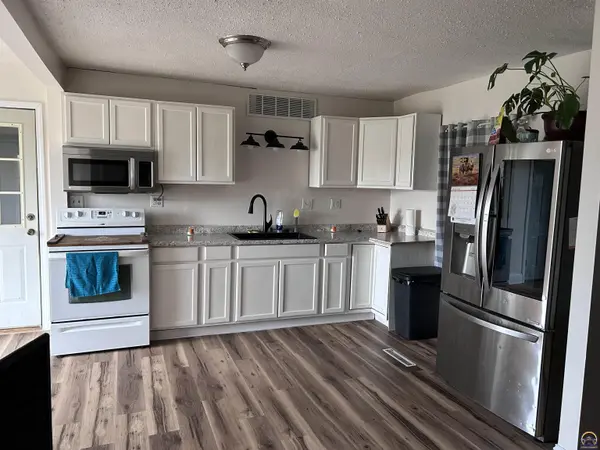1657 Road Y, Neosho Rapids, KS 66864
