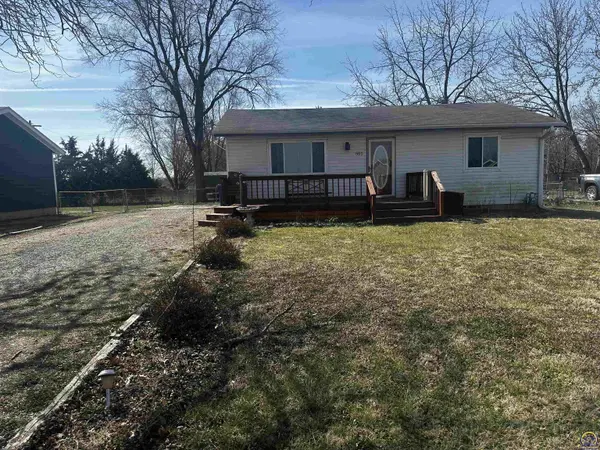501 E Main ST, Meriden, KS 66512