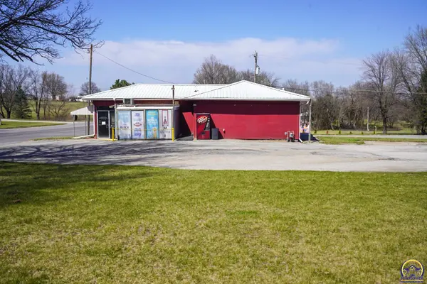 1796 Central AVE, Horton, KS 66439