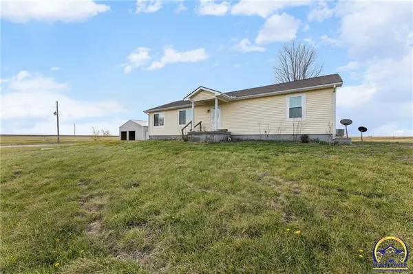 3080 Ellis Rd, Richmond, KS 66080