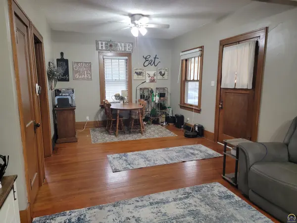 525 S Exchange ST, Emporia, KS 66801-4964