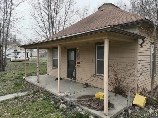 309 Walker ST, Emmett, KS 66422
