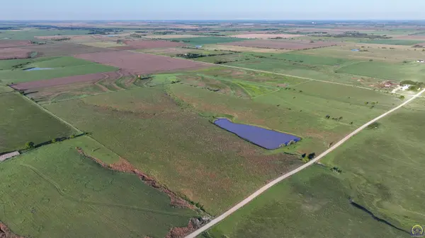 2575 CC Ave, Burdick, KS 66838