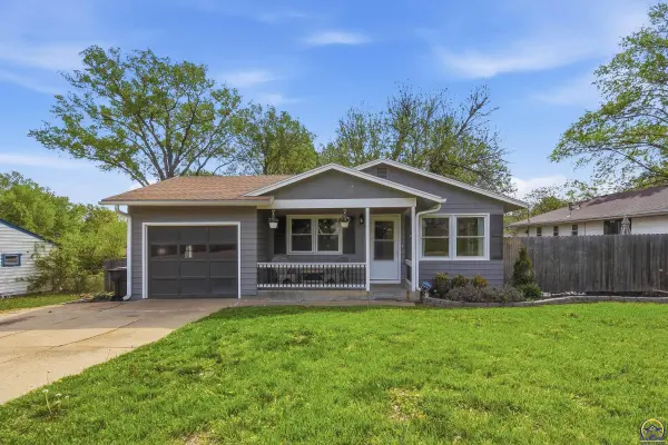 3106 SW Burlingame RD,  Topeka,  KS 66611