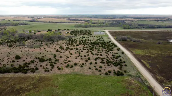 10611 K RD, Delia, KS 66418