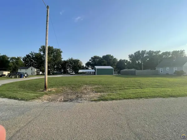 00000 Front St #Corner Front & Washingto, Grantville, KS 66429