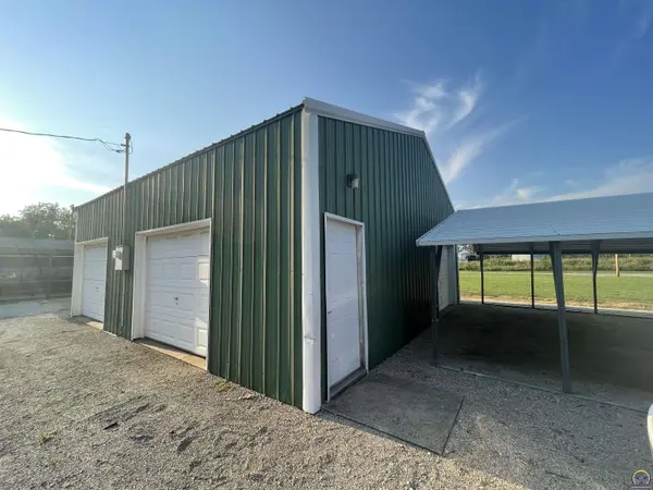 00000 Front St #Corner Front & Washingto, Grantville, KS 66429