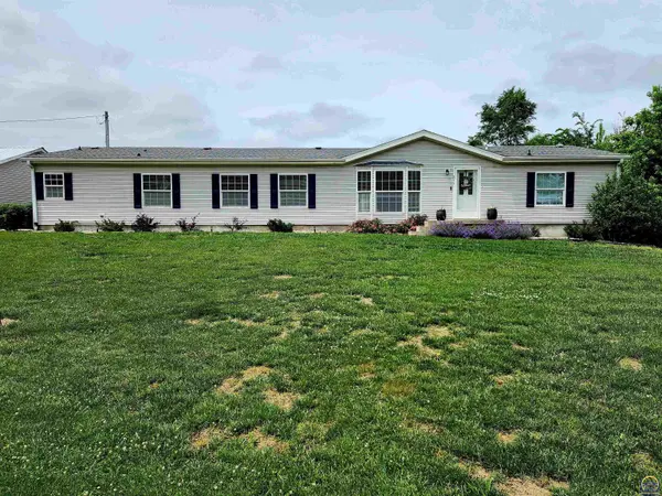 311 7th St, Wetmore, KS 66550