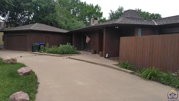 3472 SW Skyline PKY,  Topeka,  KS 66614