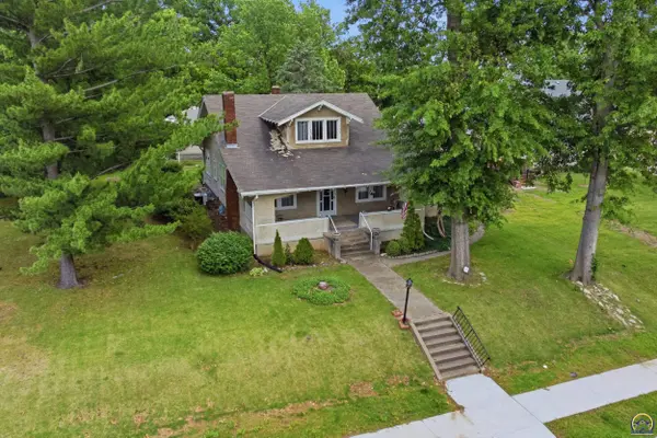 504 Spruce ST, Wamego, KS 66547