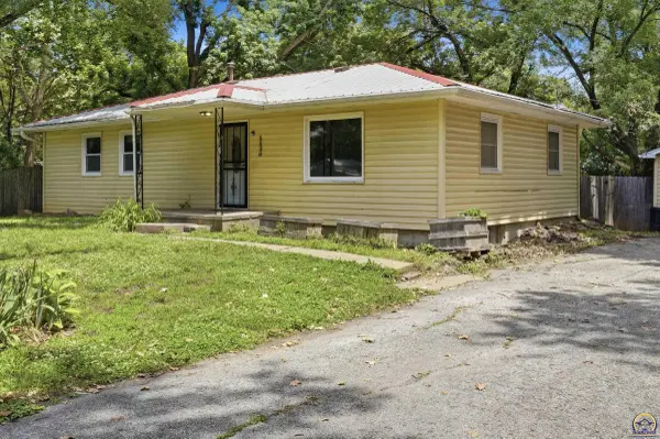 1130 Main ST, Perry, KS 66073