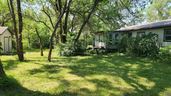 530 Section Line RD, Wetmore, KS 66550