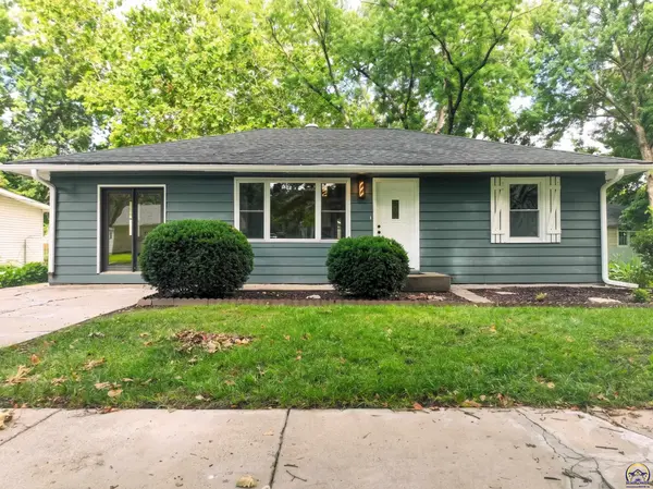 604 Maple ST, Wamego, KS 66547