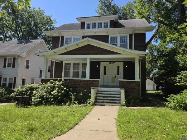 1637 Osage ST, Manhattan, KS 66502
