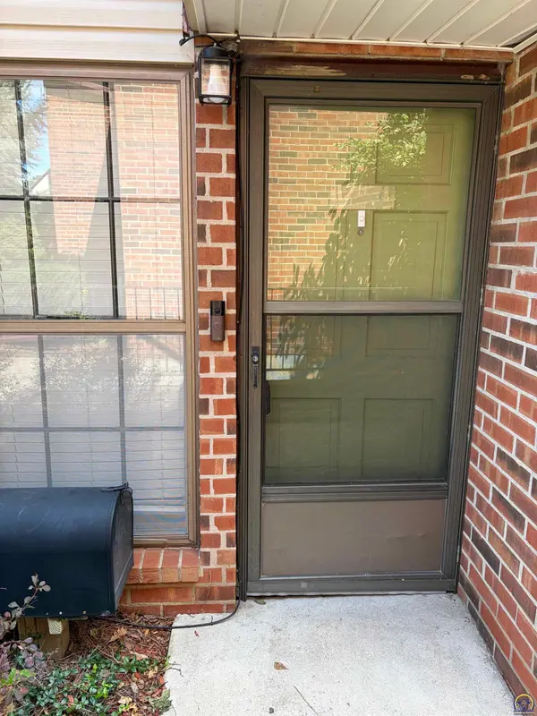 3014 SW Lydia AVE, Topeka, KS 66614