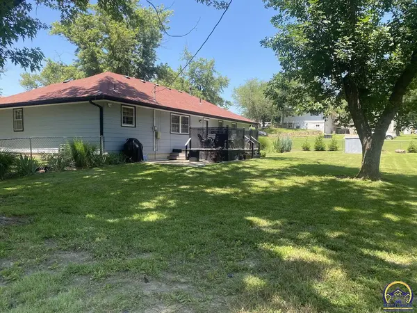309 N 4th St, St. Marys, KS 66536