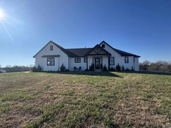 5605 NW Landon RD,  Silver Lake,  KS 66618