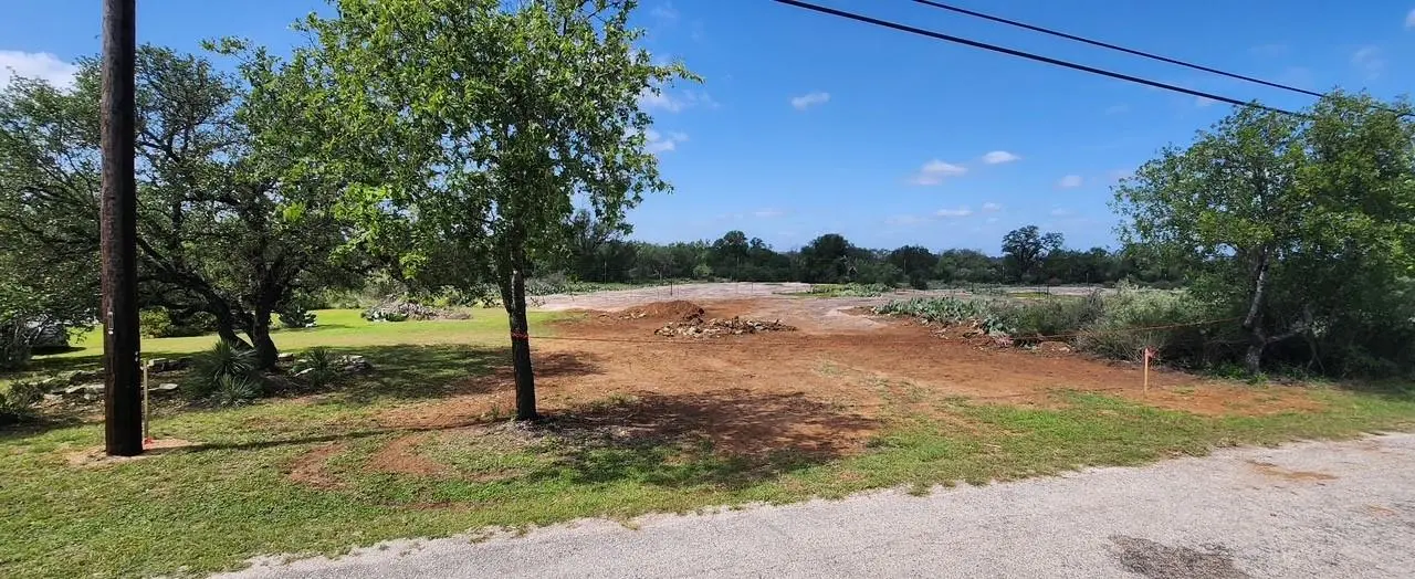 125 W Live Oak DR W, Granite Shoals, TX 78654