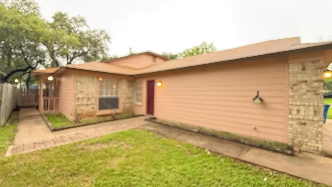 11945 Sunhillow BND #B, Austin, TX 78758