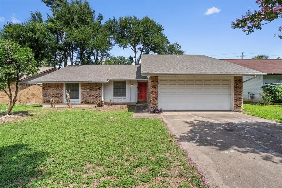 10057 Woodland Village DR, Austin, TX 78750