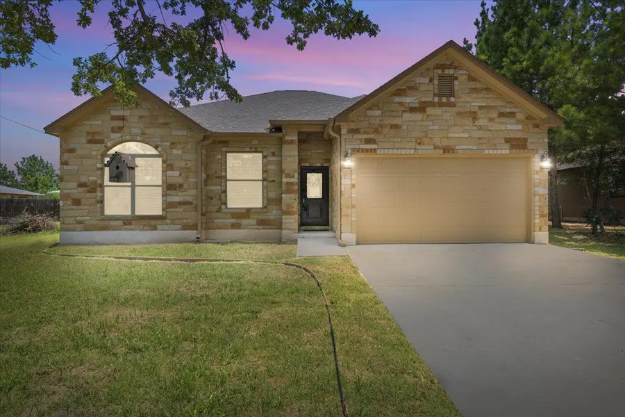 145 Cardinal LOOP, Paige, TX 78659