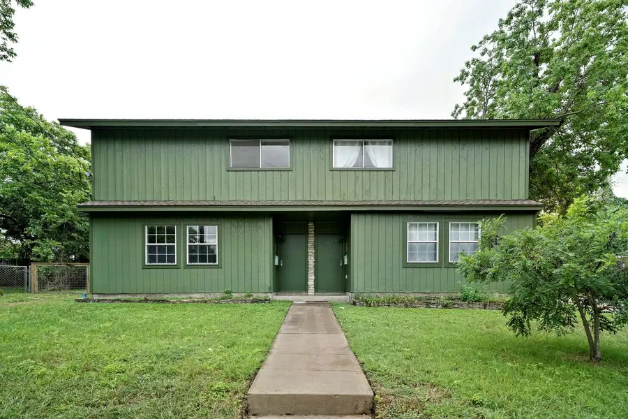 903 Aurora CIR #B, Austin, TX 78757