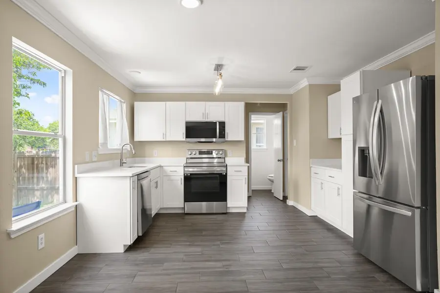 18209 Canopy LN, Manor, TX 78653