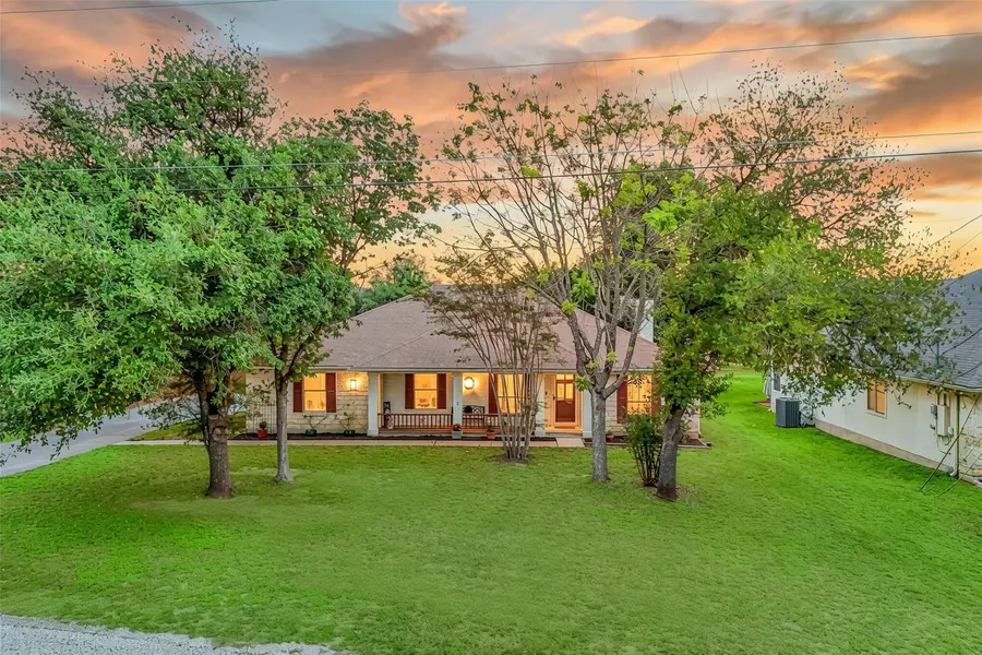 510 Maybrook DR, Buda, TX 78610