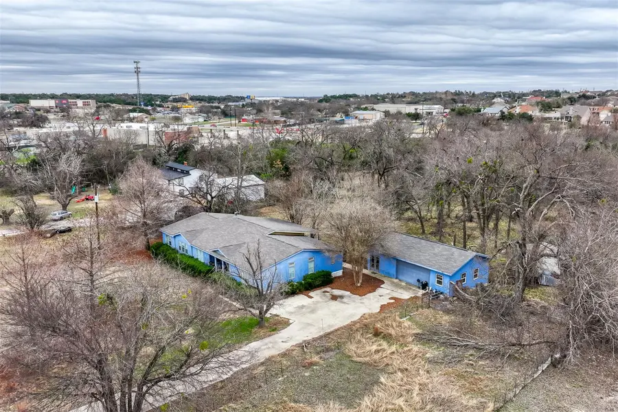 408 Horseshoe DR, Leander, TX 78641