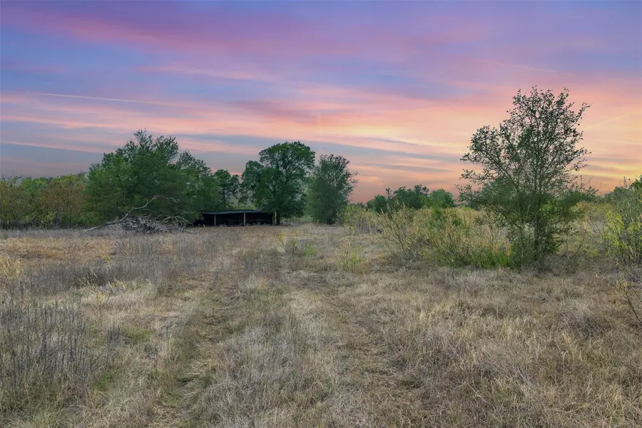 579 Lower Elgin RD, Elgin, TX 78621