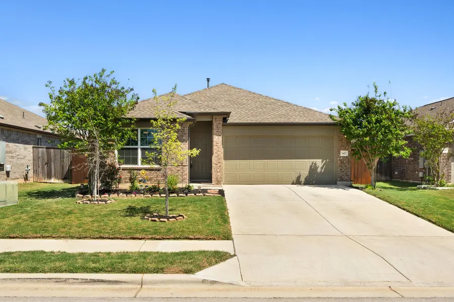 142 Esparza DR, Bastrop, TX 78602