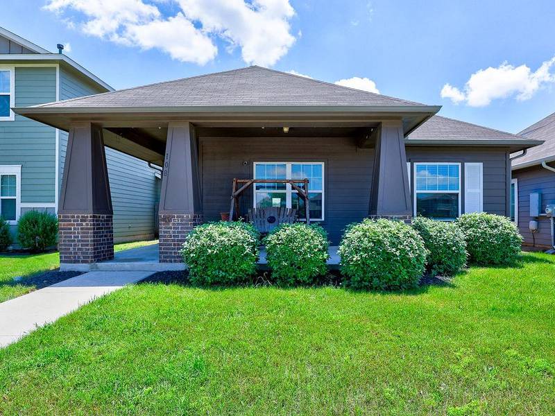 108 Timber Brook DR, Hutto, TX 78634