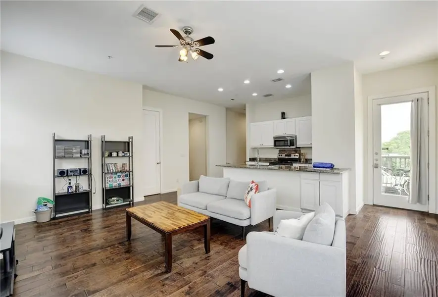 2708 San Pedro ST #301, Austin, TX 78705