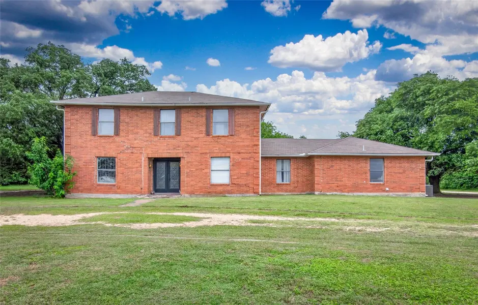 1405 Southwood Hills DR, Taylor, TX 76574
