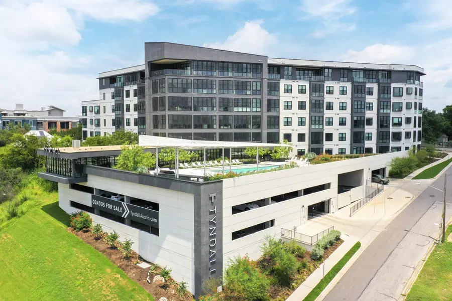 800 Embassy DR #505, Austin, TX 78702