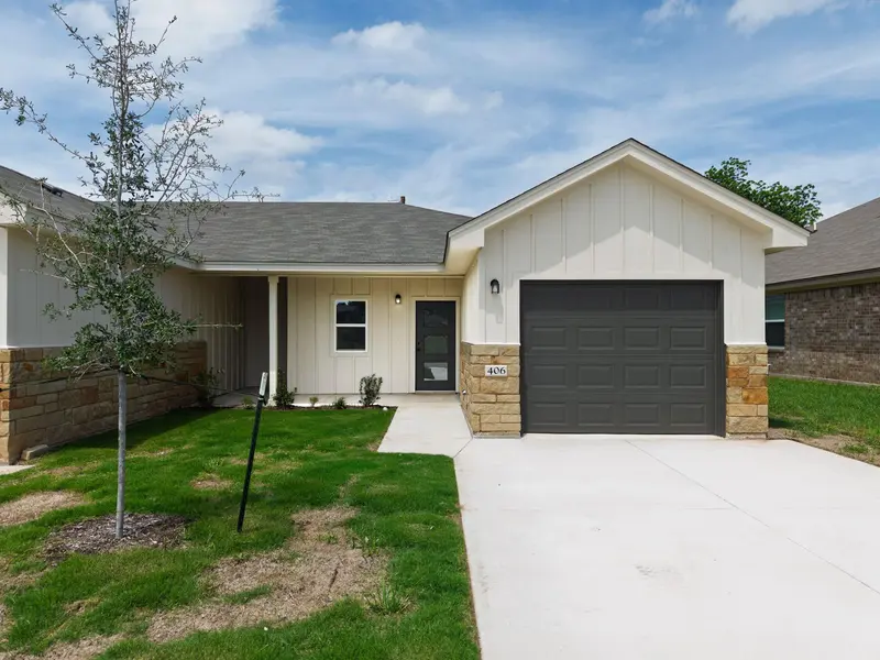 406 W Avenue C, Copperas Cove, TX 76522
