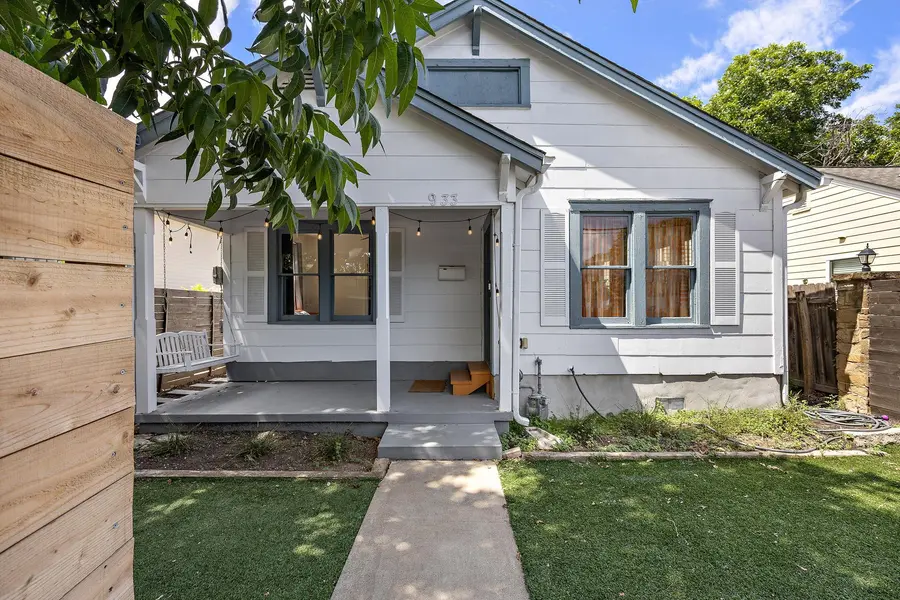 933 E 51st ST, Austin, TX 78751
