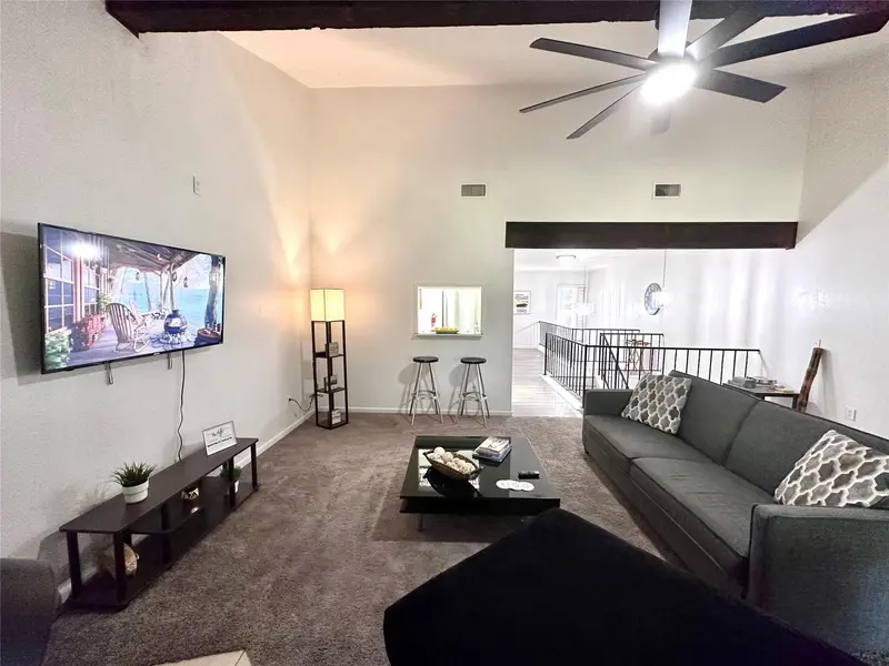 18801 Hogan CIR #3, Lago Vista, TX 78645