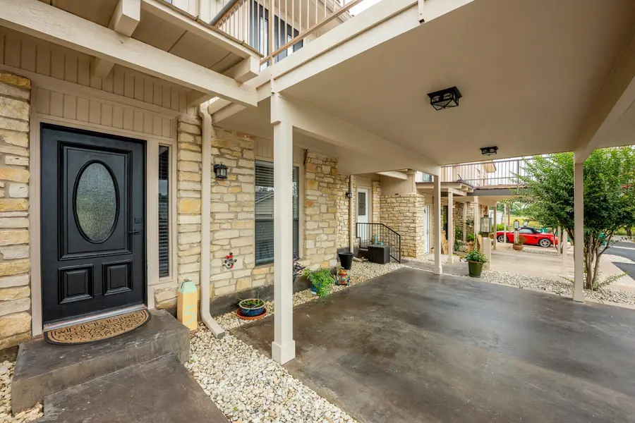 105 Star #5, Horseshoe Bay, TX 78657