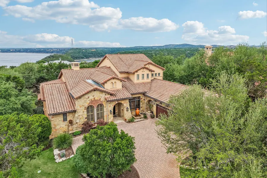 17701 Navigation LN, Jonestown, TX 78645