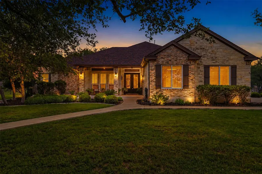 107 W Majestic Oak LN, Georgetown, TX 78633