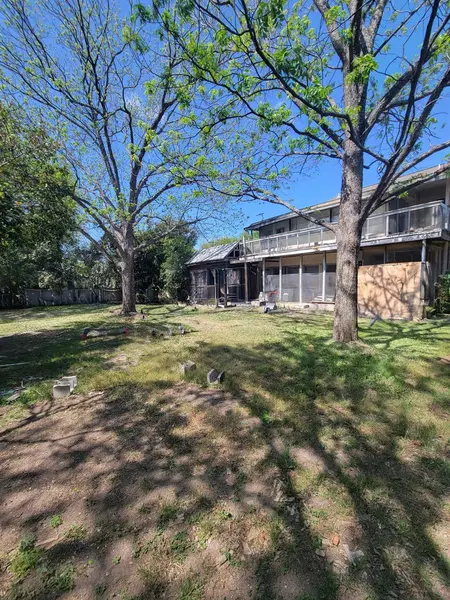 9711 Parkfield DR, Austin, TX 78758