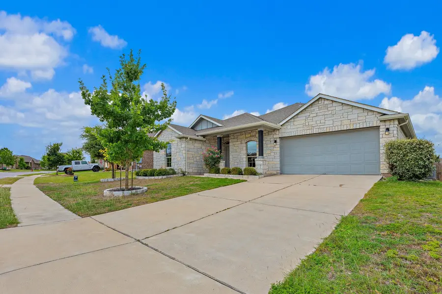1958 Mexia DR, Round Rock, TX 78664