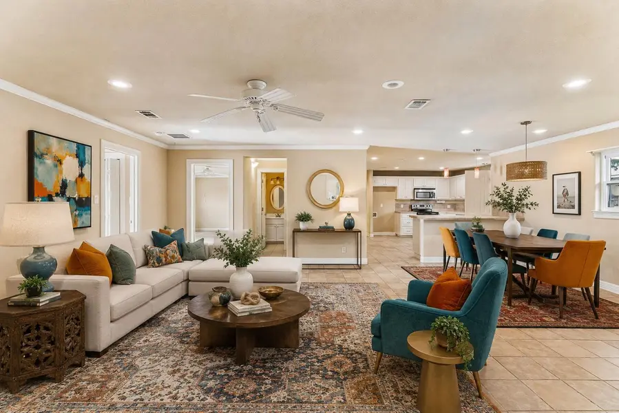 1919 American DR #B-110, Lago Vista, TX 78645