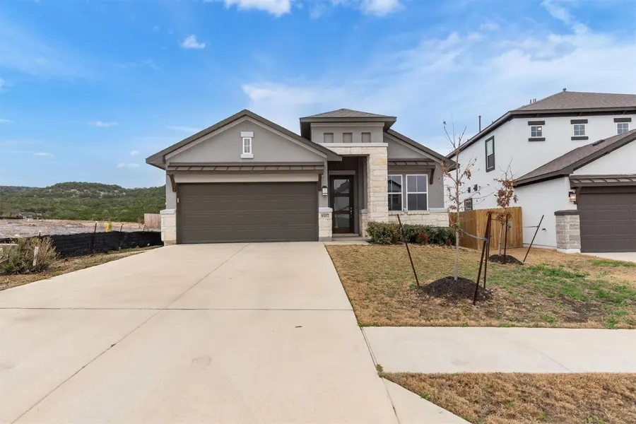 8502 Red Bottle Brush RD, Lago Vista, TX 78645