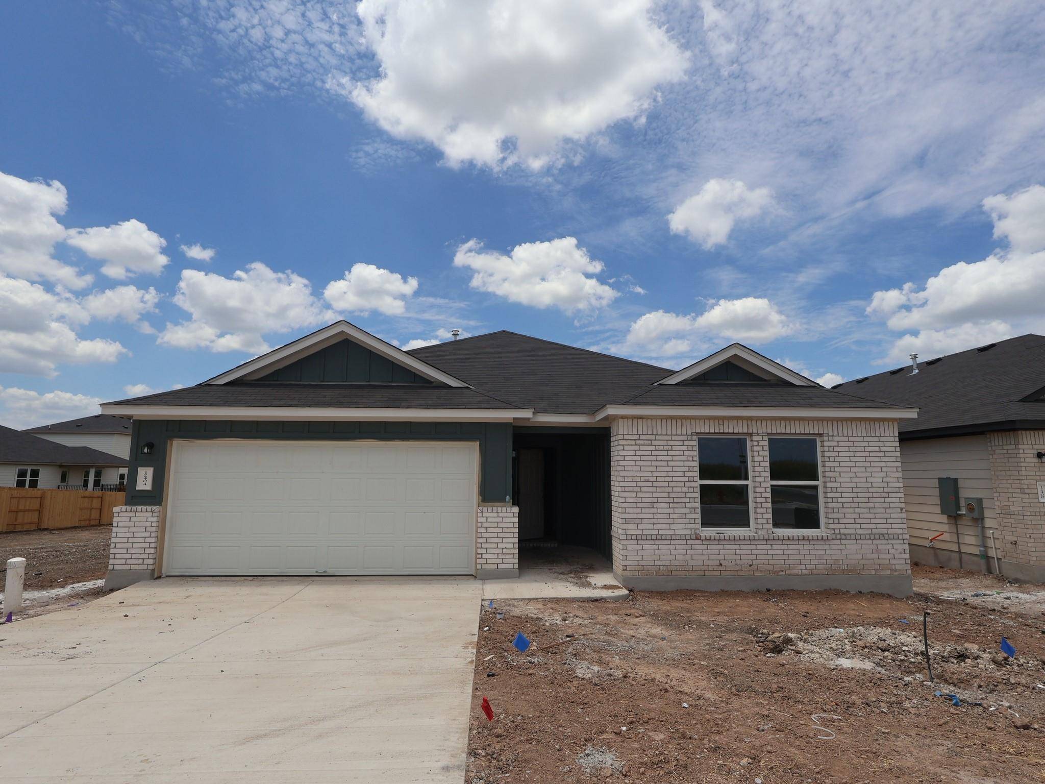 12404 Setting Peak LN, Buda, TX 78610