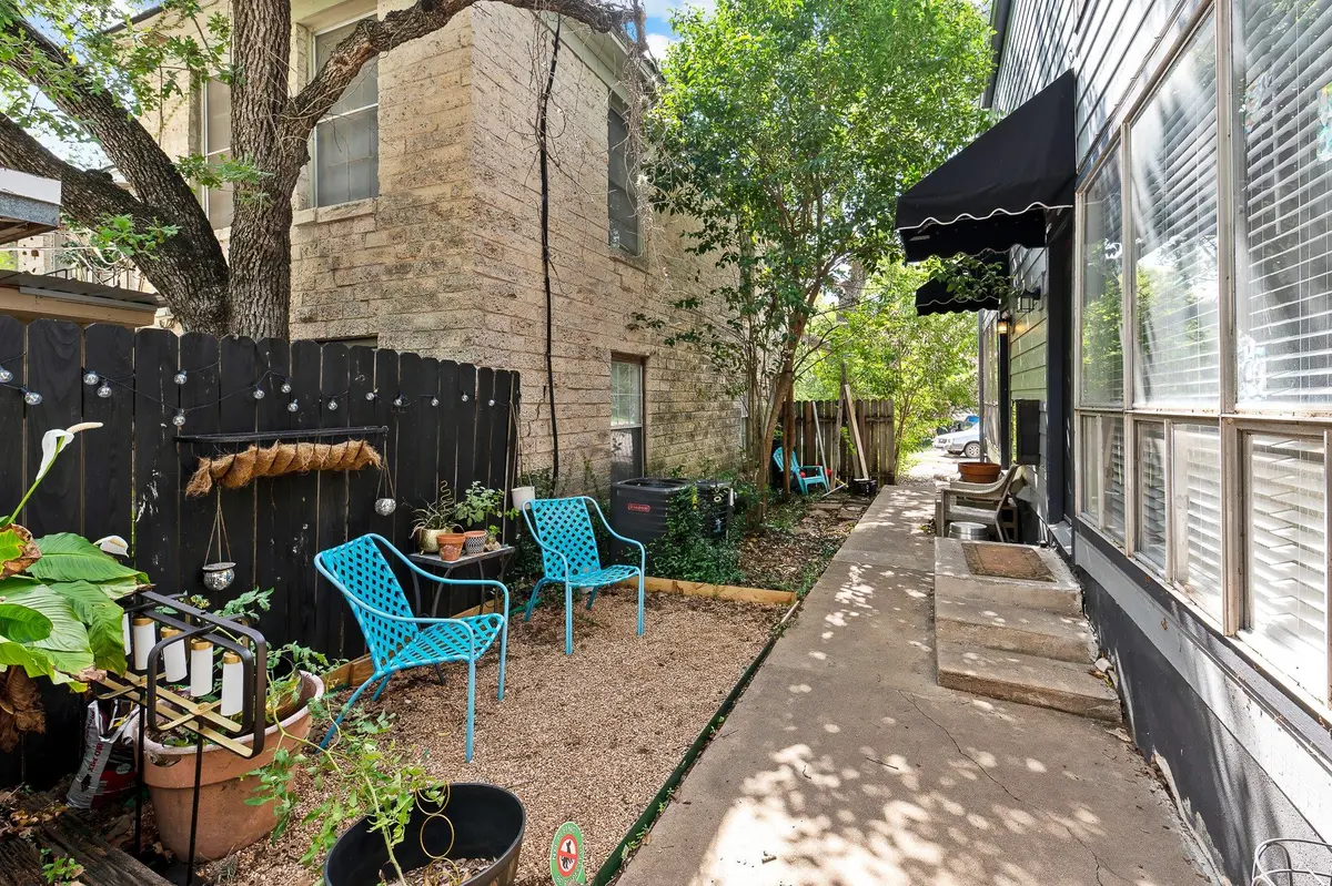 1405 Hartford RD #106, Austin, TX 78703